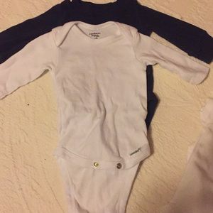 Newborn long sleeve (x2)